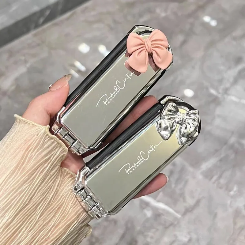 Beauty Makeup News - New Sliver Bow Folding Combs with