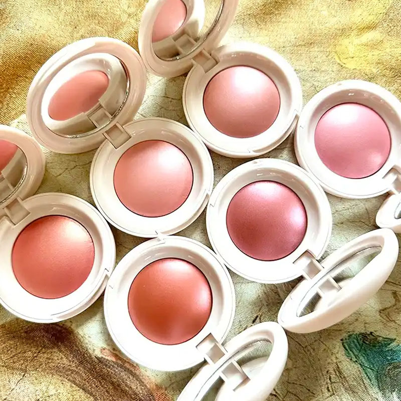 Rare Beauty Pinch Luminous Pow - Rare Beauty Makeup Highlighter recension och pris