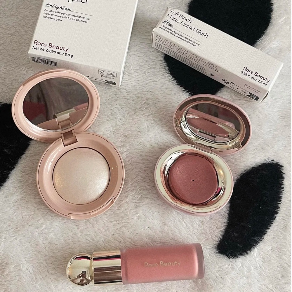 Rare Beauty Highlighter Long L - Rare Beauty Makeup Highlighter recension och pris