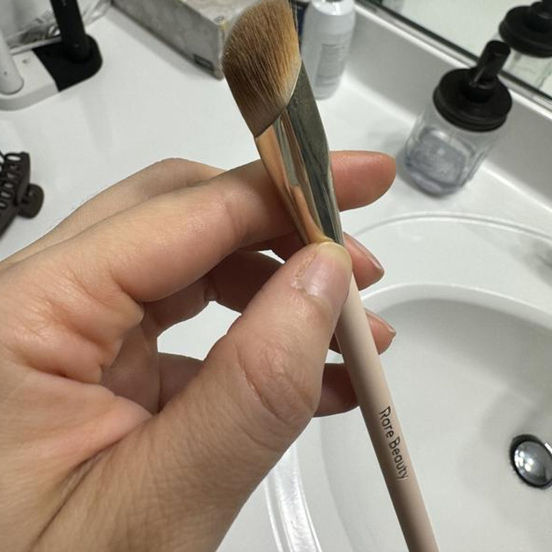 Rare Beauty Makeup Tool Kit Lo - Rare Beauty Makeup Kit recension och pris