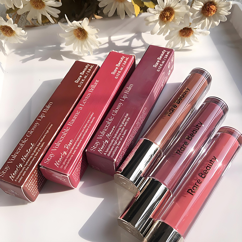 Rare Beauty Glossy Lip Blam Ap - Rare Beauty Makeup Kit recension och pris