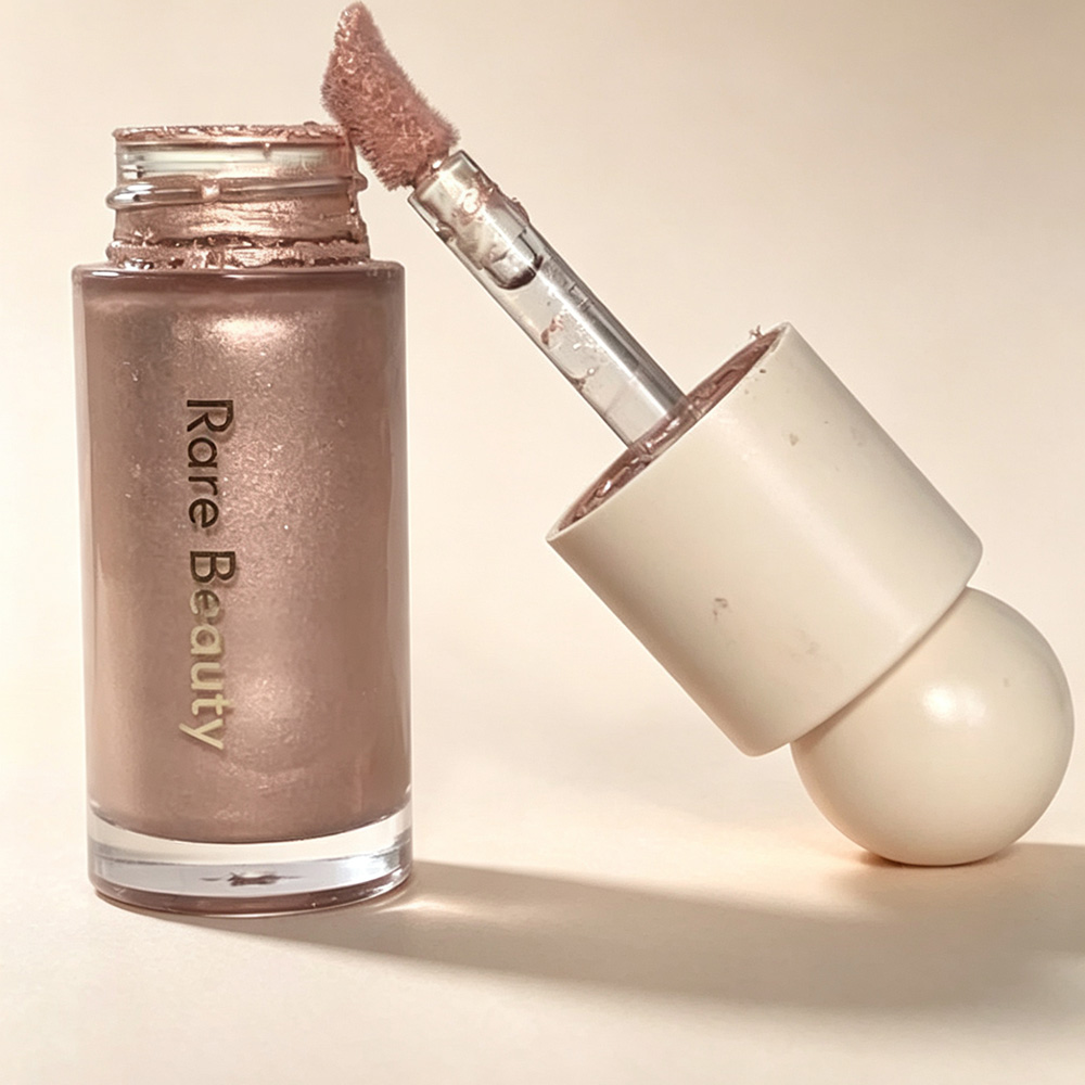 Rare Beauty Light Silky Highli - Rare Beauty Makeup Kit recension och pris